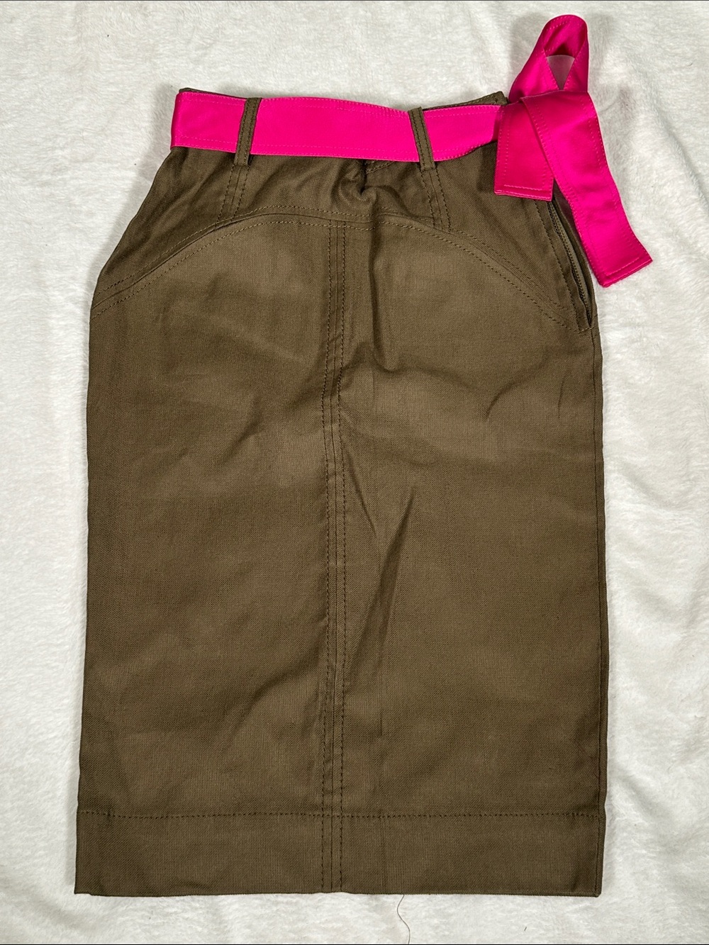 Diane Von Furstenberg Martinique olive cargo pencil skirt with Fuchsia Sash